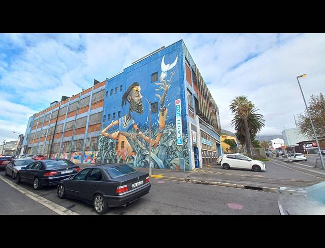 2,585M² BUILDING TO LET IN SALT RIVER